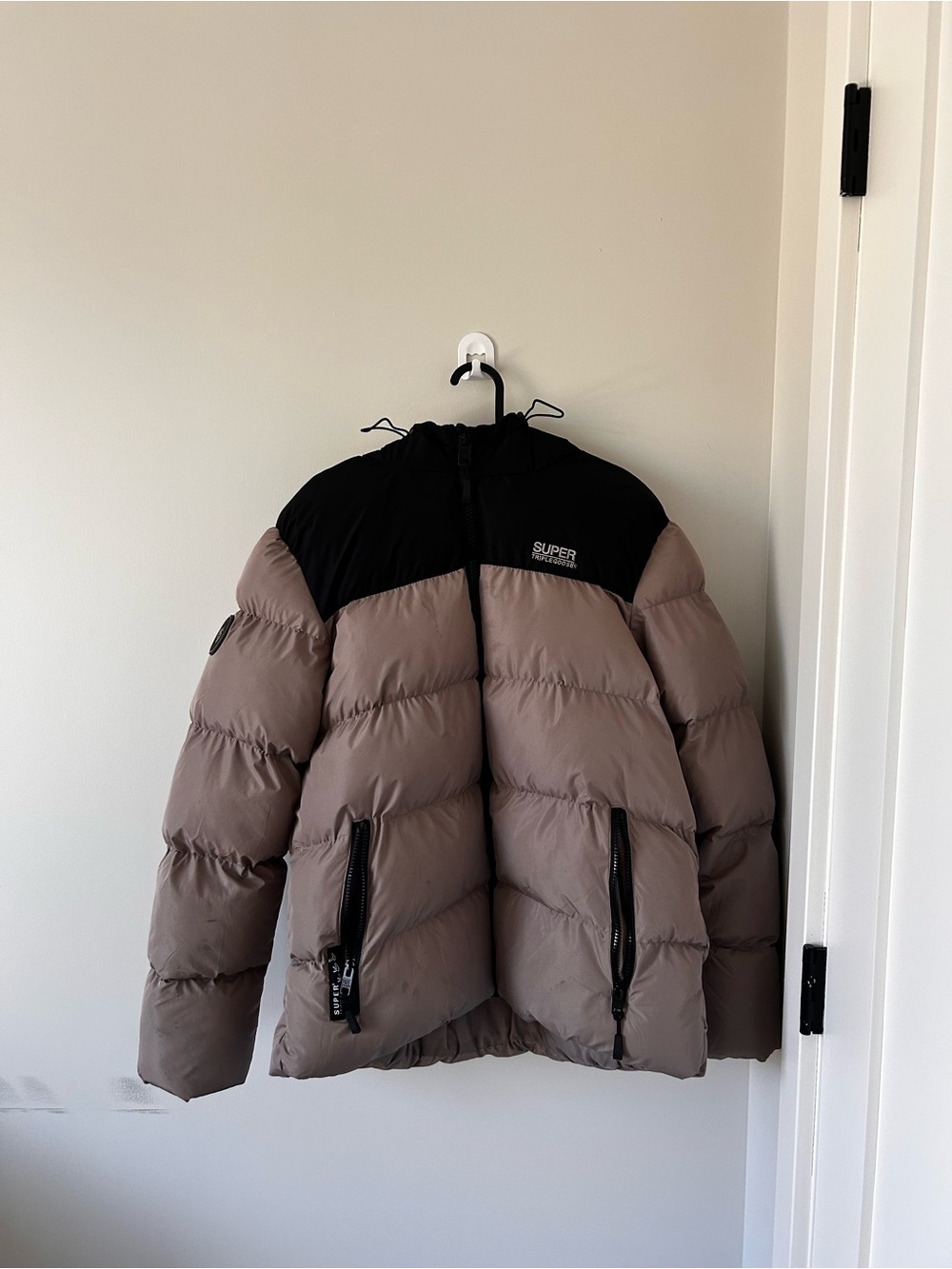 Superdry Two-Tone Quilted Puffer Jacket in Taupe/Black